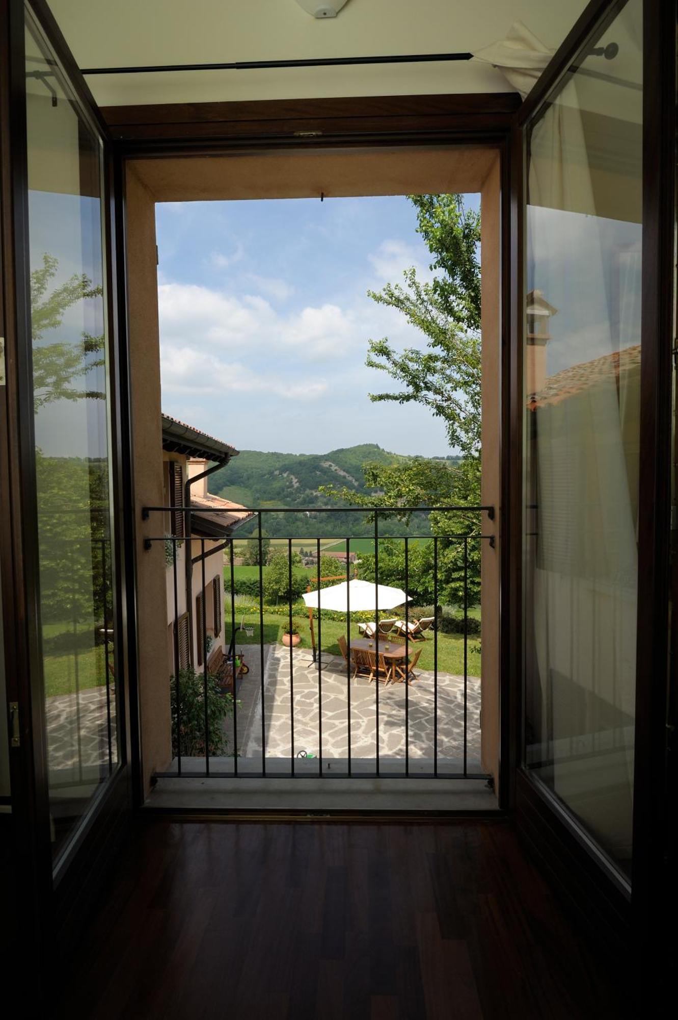 Locanda Castel De Britti Pensionat San Lazzaro di Savena Eksteriør billede