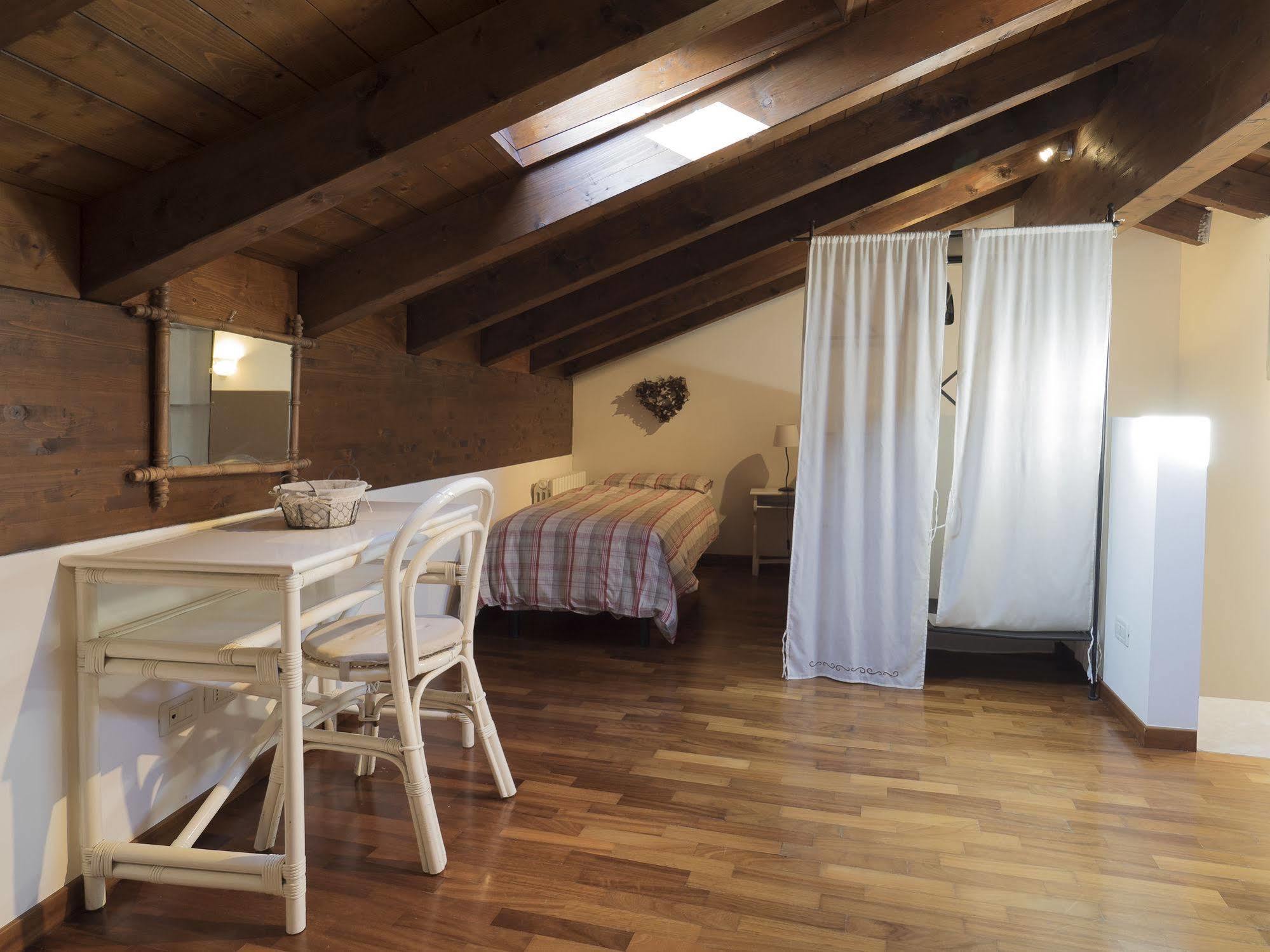 Locanda Castel De Britti Pensionat San Lazzaro di Savena Eksteriør billede