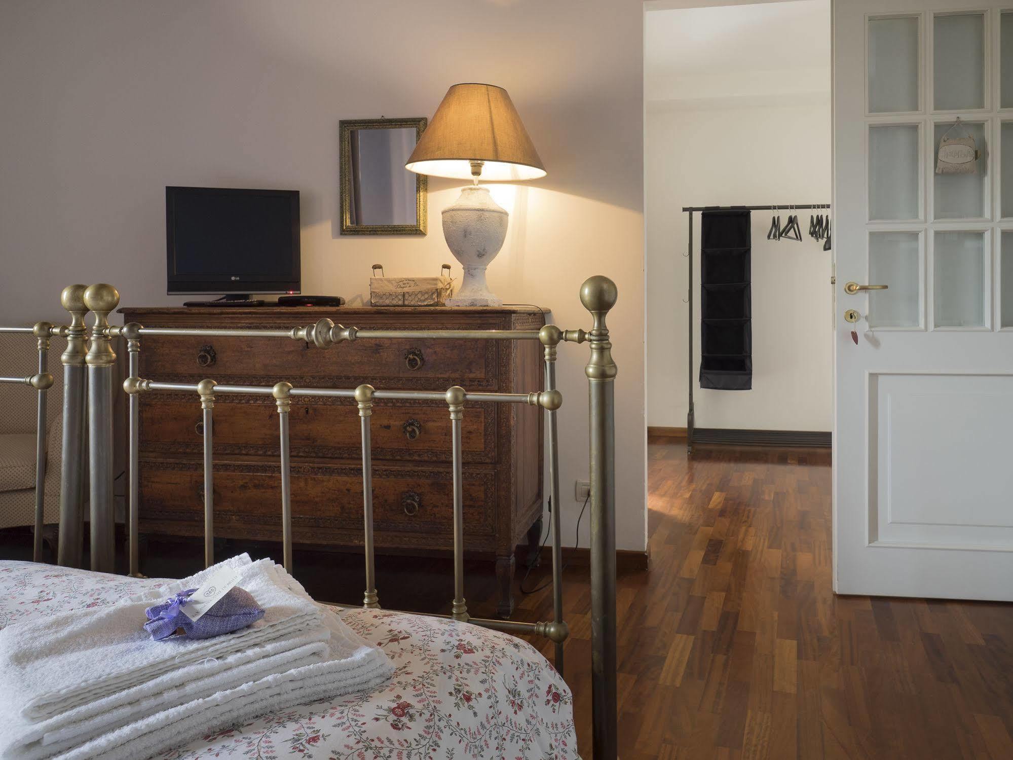 Locanda Castel De Britti Pensionat San Lazzaro di Savena Eksteriør billede